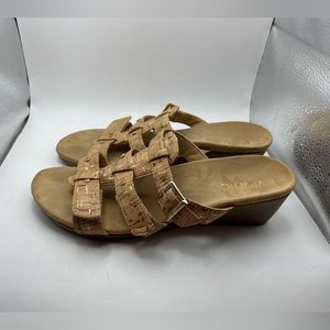 Vionic Tradia women’s cork wedge sandals size 9